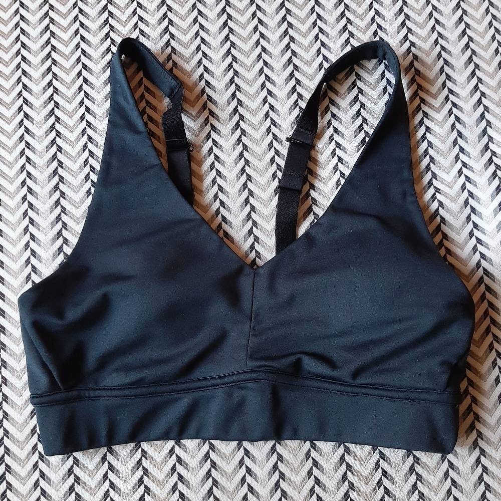 Fabletics sports bra - MEDIUM